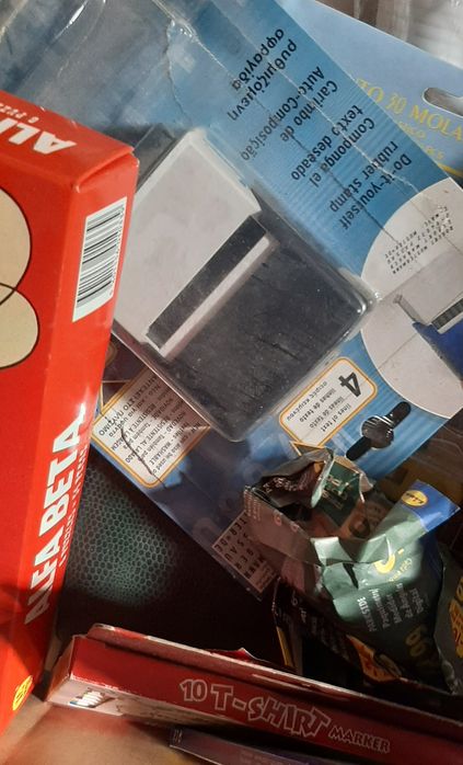 Material escolar e diverso