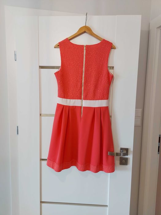 Koralowa sukienka na wesele/impreze