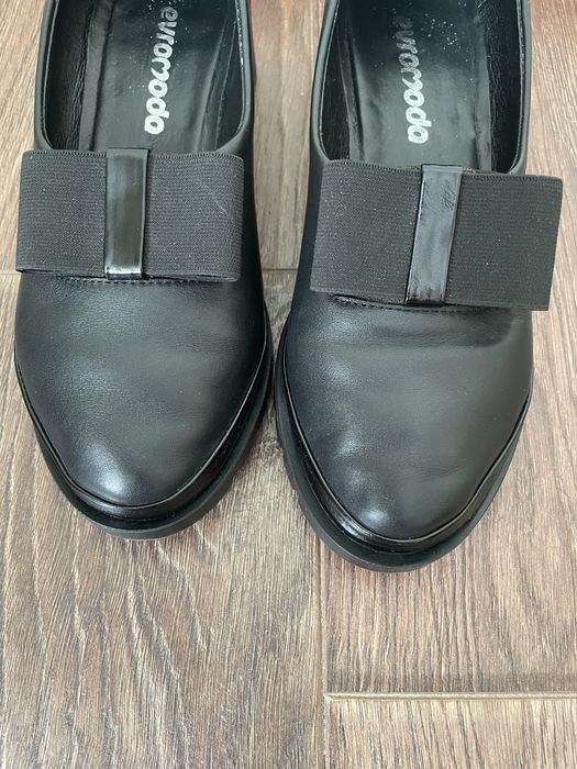 Чорні туфлі натуральна шкіра