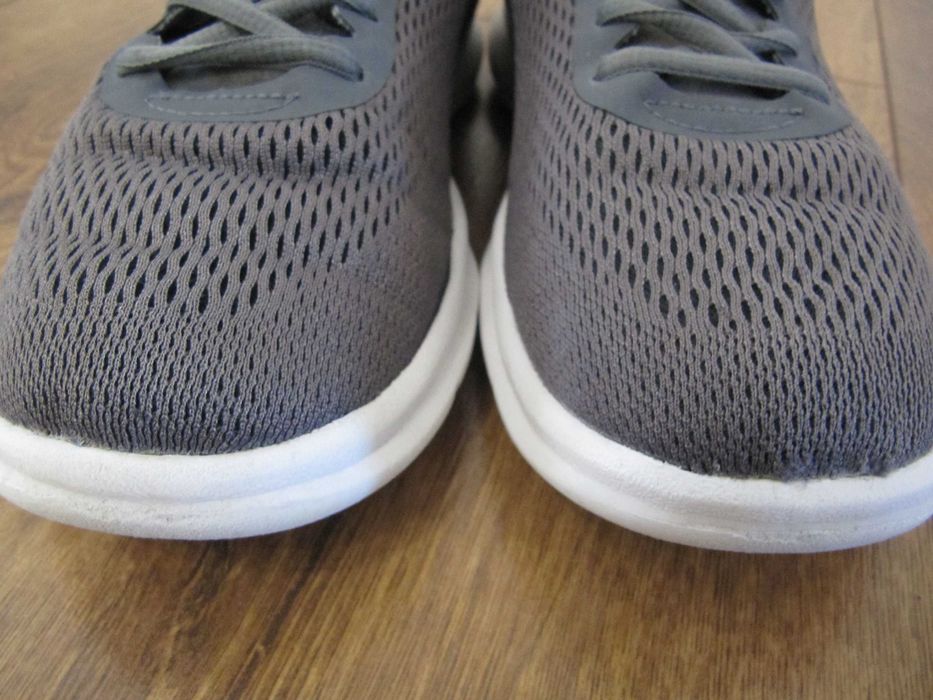 Кросівки жіночі Skechers 39р 25,5см