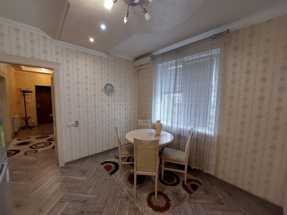 Продаж 2 кімнатної квартири