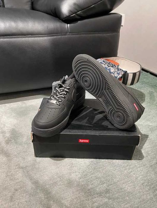 Nike_ Air_Force_1_Low_Supreme_Black R.42.5