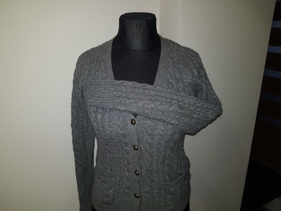 Sweterek firmy ZARA