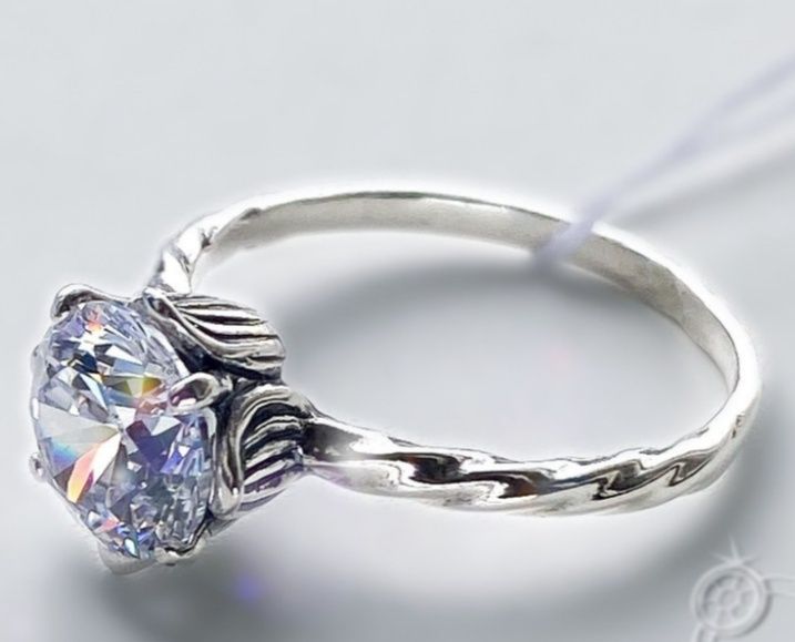 Срібний набір (сережки, каблучка)