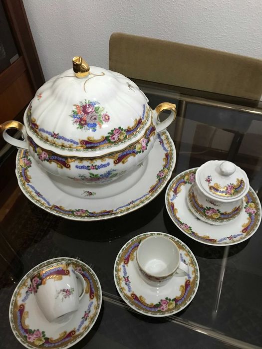 Louça decorativa Limoges Nova