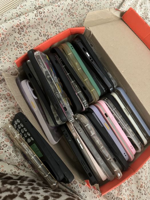 Vendo mais de 50 capas de Iphone 14 pro