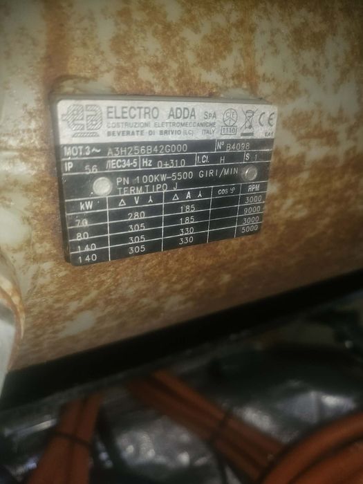 Silnik 100kw 5500rpm, chłodzony cieczą