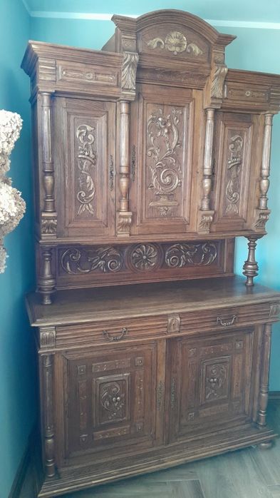 Kredens antyk drewniany w stylu eklektycznym