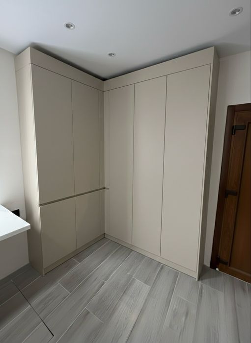 Кухня шафа-купе меблі на замовлення