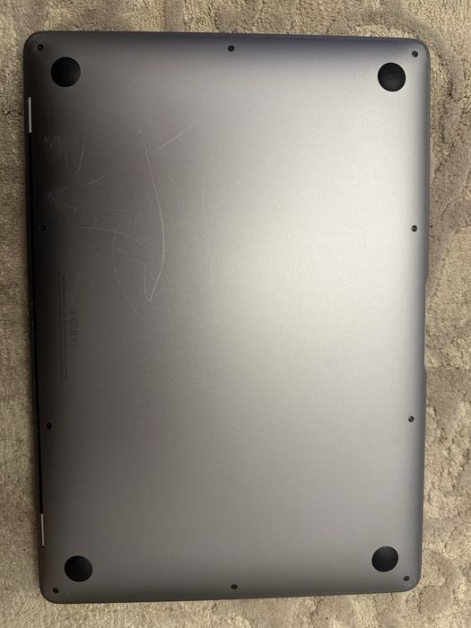 MacBook Air 13 / M1 2020