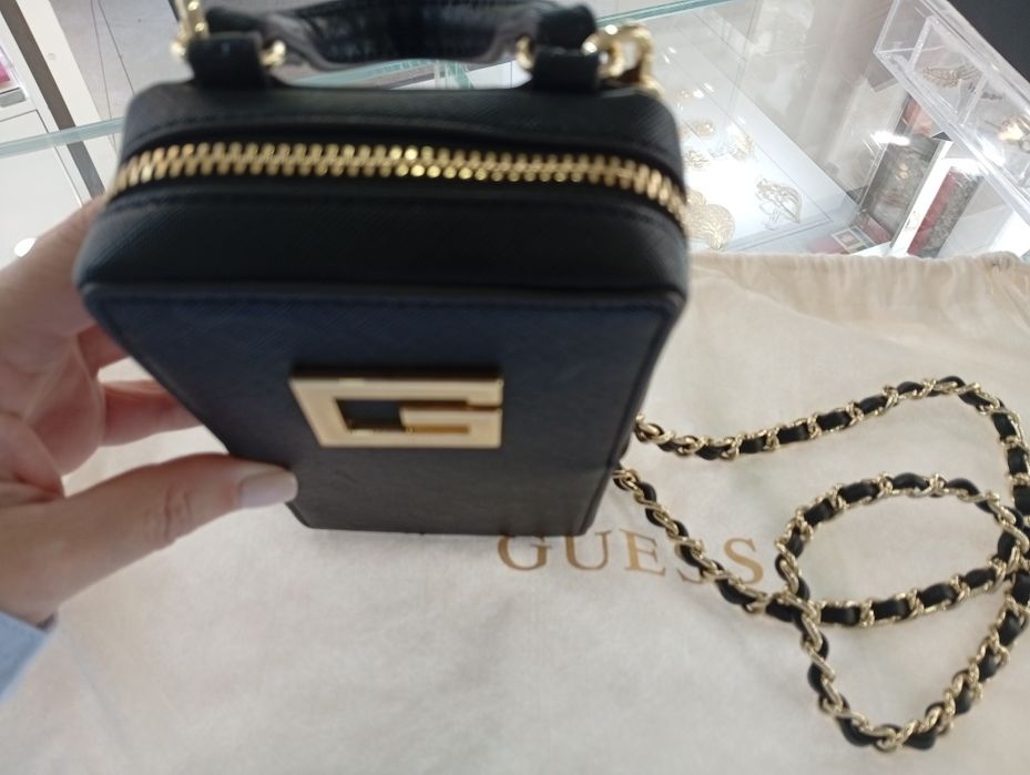 Bolsa de telemóvel da Guess, Original