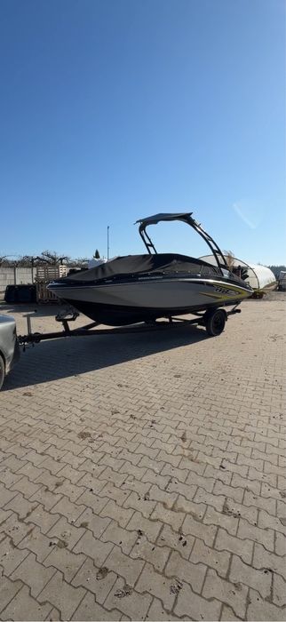 Łódź motorowa yamaha ar 192 35mtg wakeboard wieża seadoo