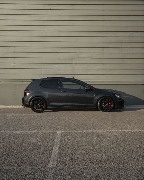 VW Golf 7 GTi DSG 2.0 TSi - Full Extras