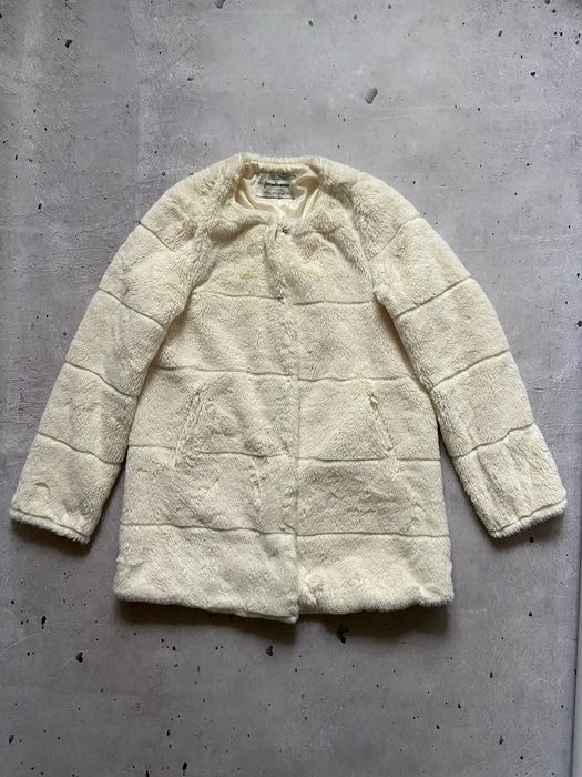 Жіноча шуба куртка stradivarius