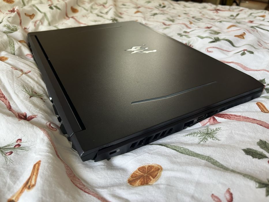 Acer Predator Helios 300 треба ремонтувати