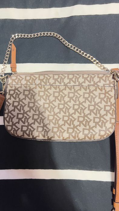Bolsa DKNY e Guess