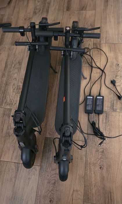 Продам електросамокат Xiaomi Mi Electric Scooter Pro 2 + зарядки і покришка