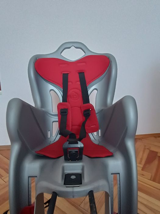 Fotelik firmy b-one