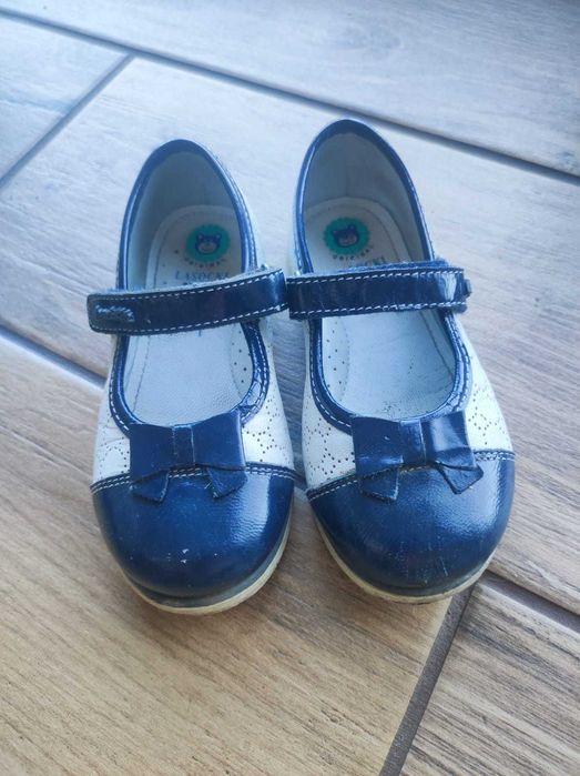 Eleganckie buty 27 dziewczynka Lasocki