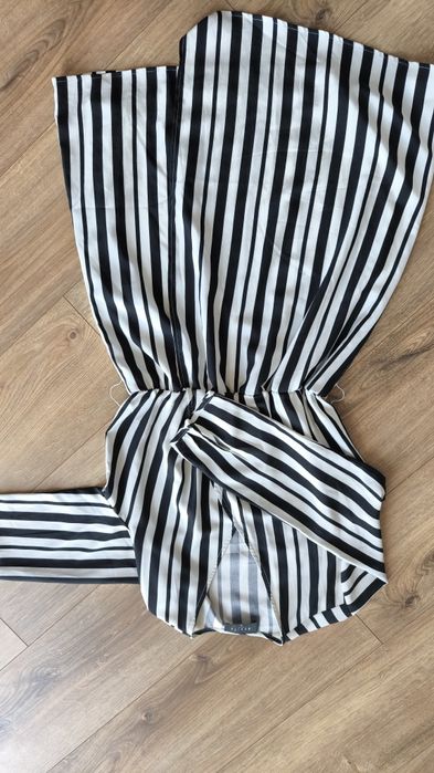 Sukienka elegancka 36