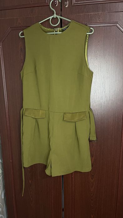 Комбінезон шортами