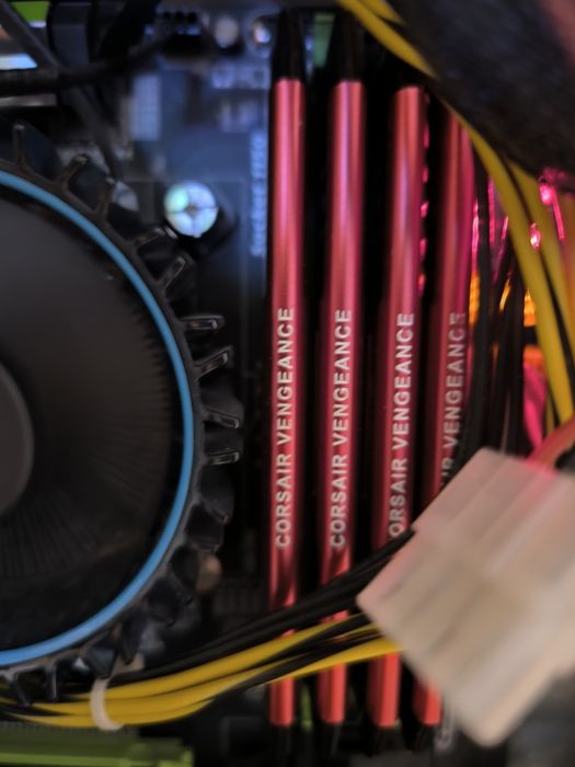 Komputer pc stacjonarny