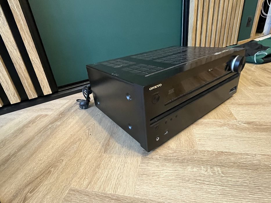Amplituner onkyo TX-NR609