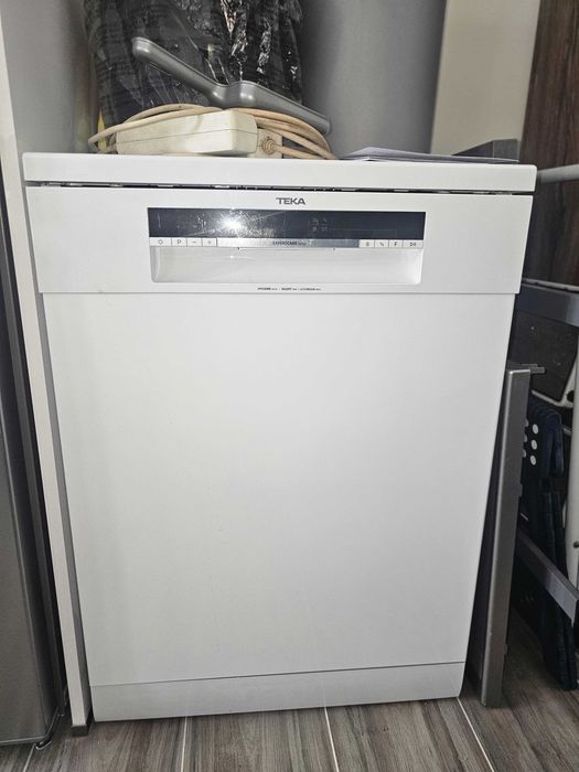 Vendo máquina de lavar loiça nova