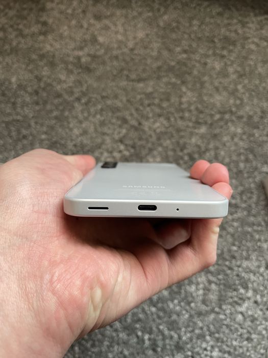 Телефон Samsung Galaxy A16 4G 4/128GB, білий — новий, OLX Доставка