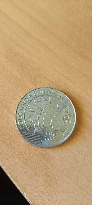 Moeda  Comemorativa de 200 Escudos