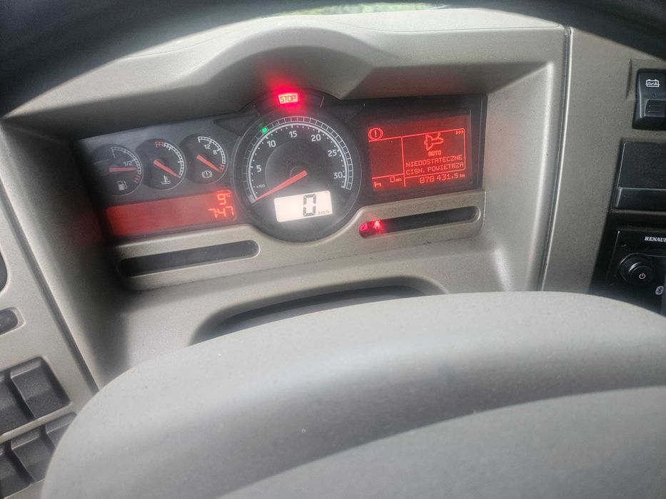 RENAULT Premium 2010