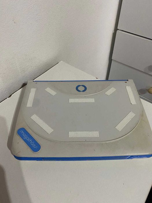 Computador portátil Magalhães MG2