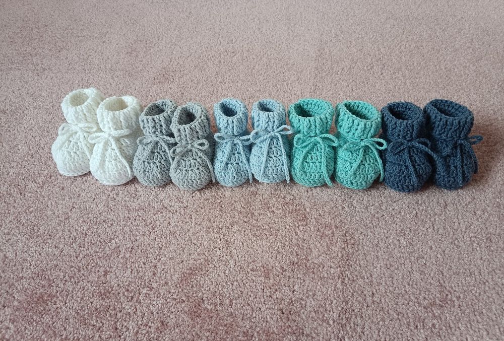 Buciki skarpetki niemowlęce na szydełku handmade