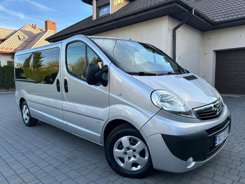Opel Vivaro LONG*2.0DCI*115KM*9-os*Niemcy*Zarejestrowany*F-VAT 23%!