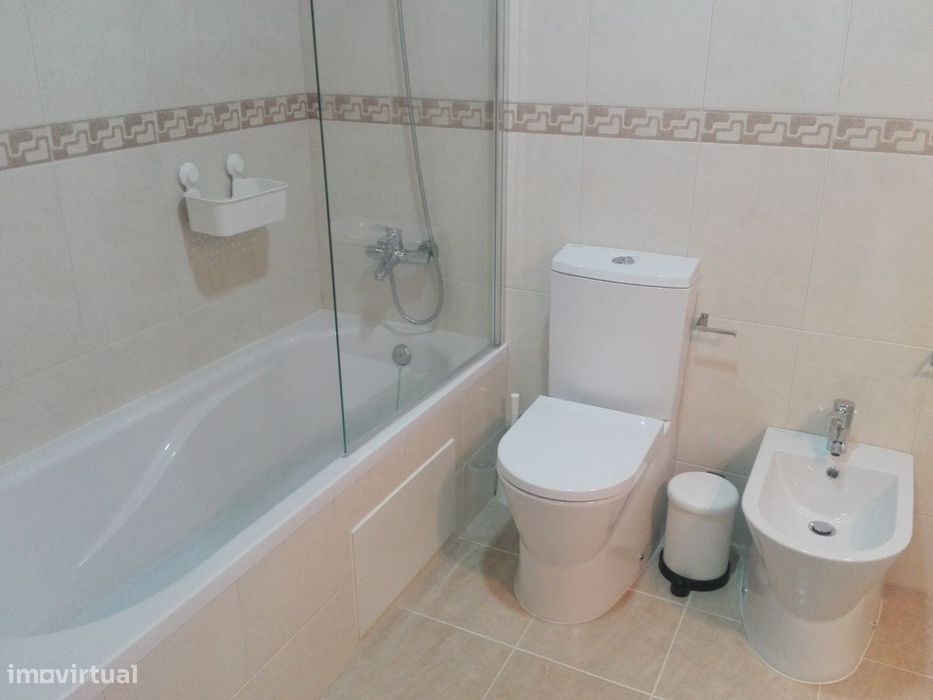 Apartamento T1 com terraço em Coimbra (Baixa-Arnado)