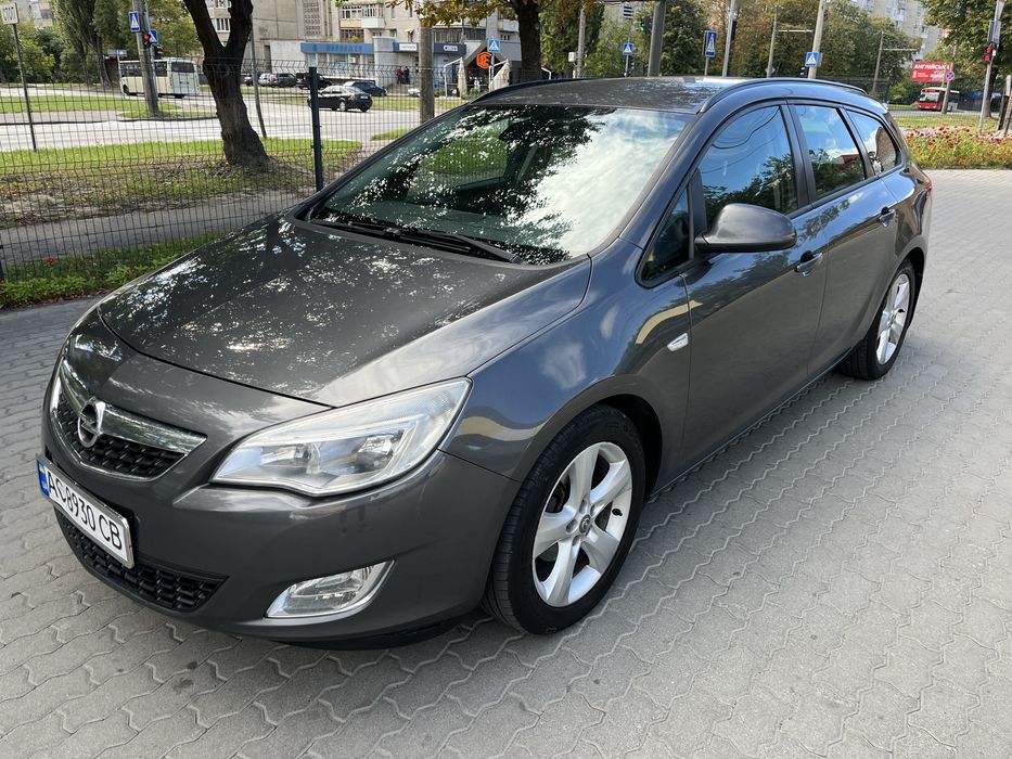 Opel Astra  J  1.3 cdi Опель Астра 1.3 дизель