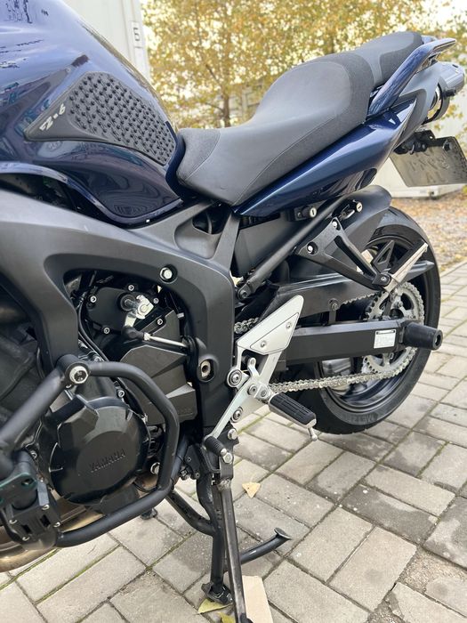 Продам мотоцикл FZ6S