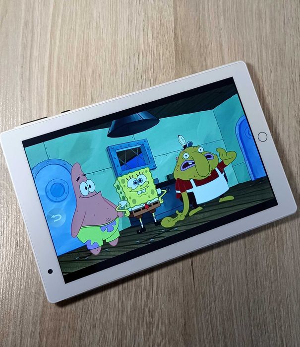 Планшет телефон на 2 sim 4G 8 Ядер 2/32гБ Фильмы Ютуб Игры Android 9.1