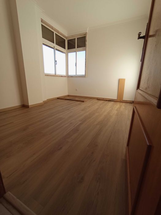Remodelações, reparações, instalações e OUTROS