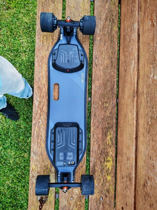 Skate elétrico 2x540w bateria 30km