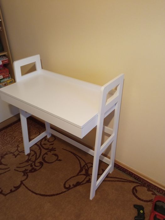 Biurko Stolik pokojowy