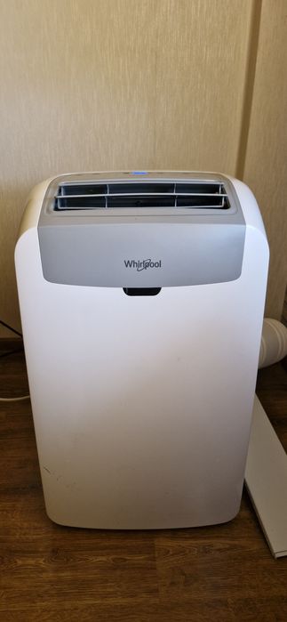 Whirlpool PACW29COL – klimatyzator przenośny 9000 BTU, bardzo dobry stan