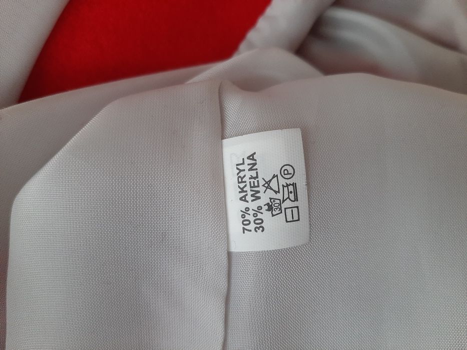 Płaszcz damski krótki jednorzędowy