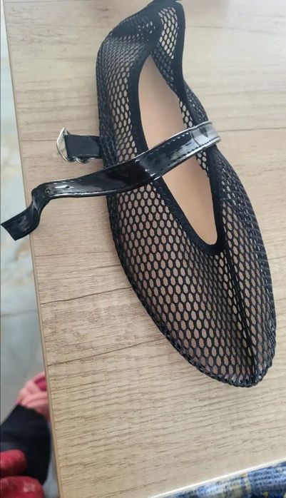 Czarne baleriny oddychające z siatki 41 stylowe must have 2025