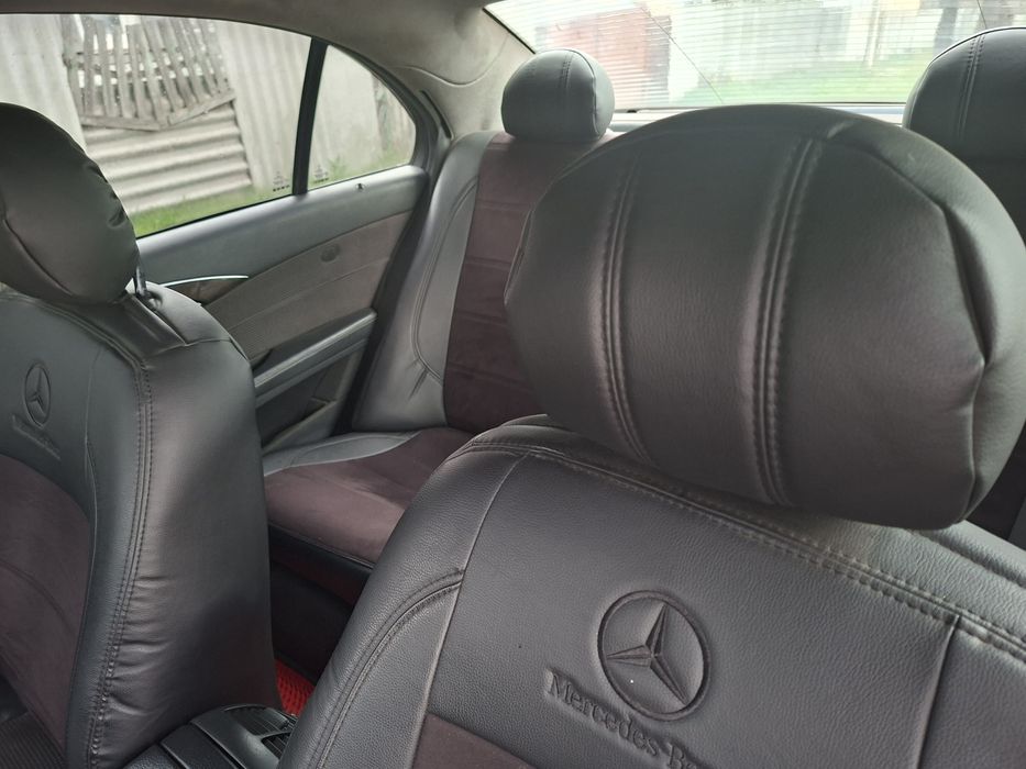 Мерседес  W211 E320 tdi.