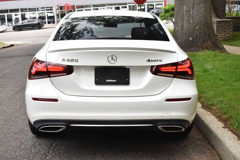 Mercedes-Benz A-Class A 220 4MATIC      2021