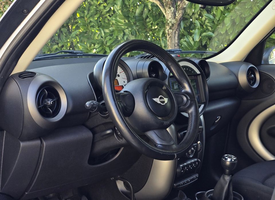 Mini Countryman ONE D  NACIONAL