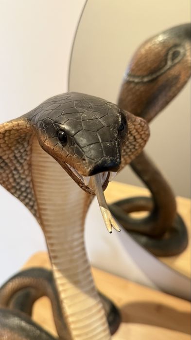 Estátua King Cobra The Leonardo Collection (2004)