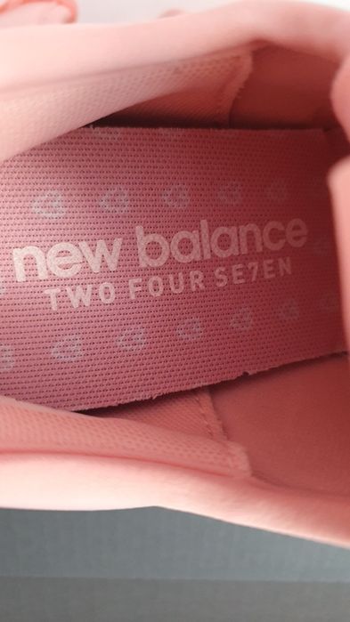 Buty damskie  New Balance modny kolor Rozmiar 35  /  wkładka 22 cm