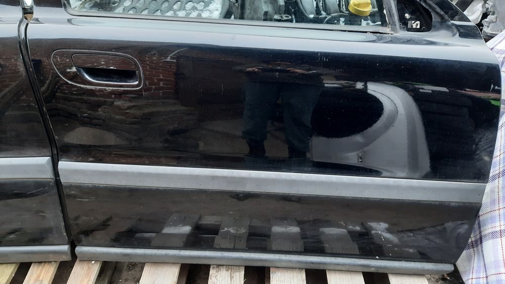 019-26 drzwi prawe Volvo s60 I przednie lub tylne